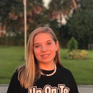 Meet your Posher, Lily